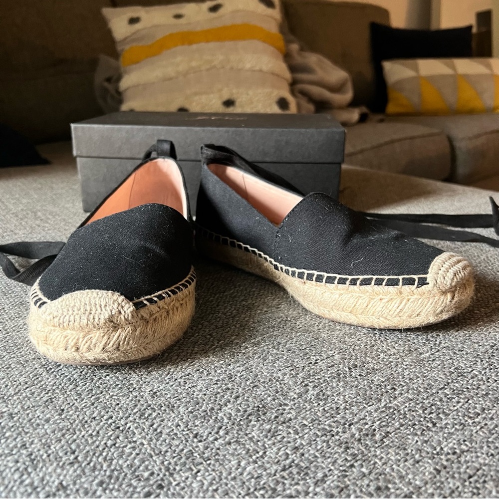 J.Crew Canvas espadrille flats - size 8